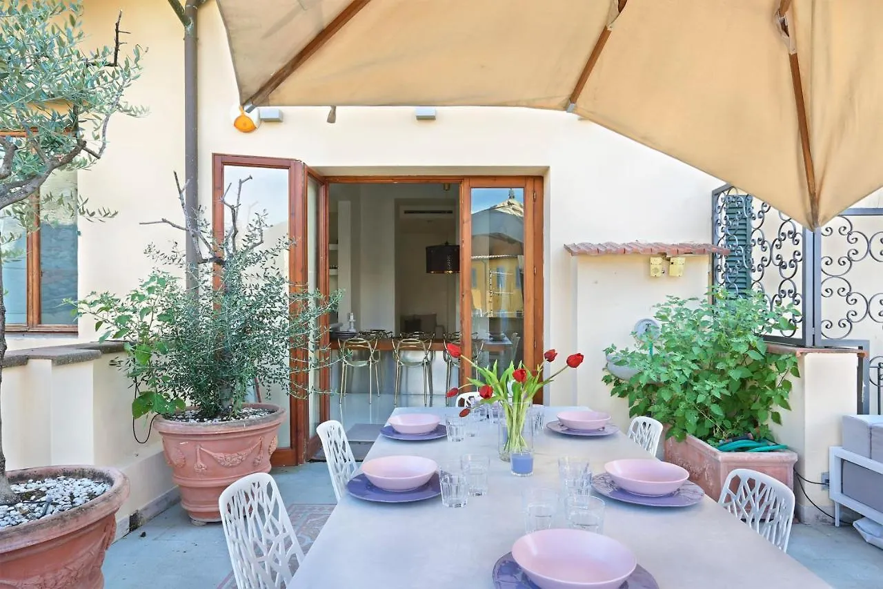 Apartment Luxury Suite With Amazing Terrace In Florence-Hosted By Sweetstay