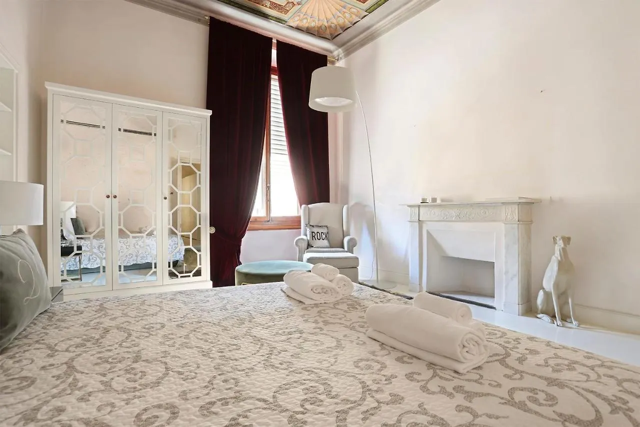 Luxury Suite With Amazing Terrace In Florence-Hosted By Sweetstay Apartment