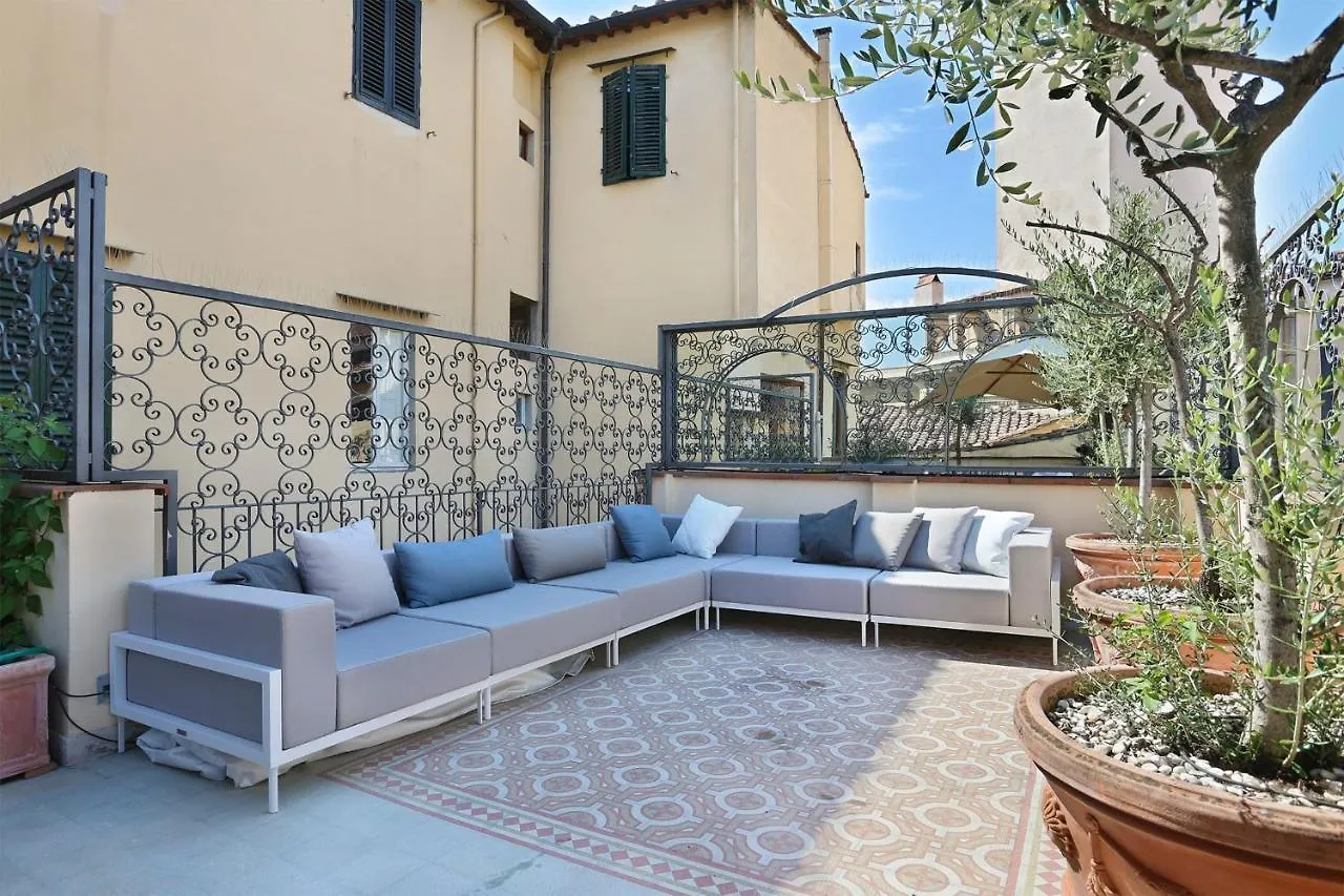 Luxury Suite With Amazing Terrace In Florence-Hosted By Sweetstay Italy