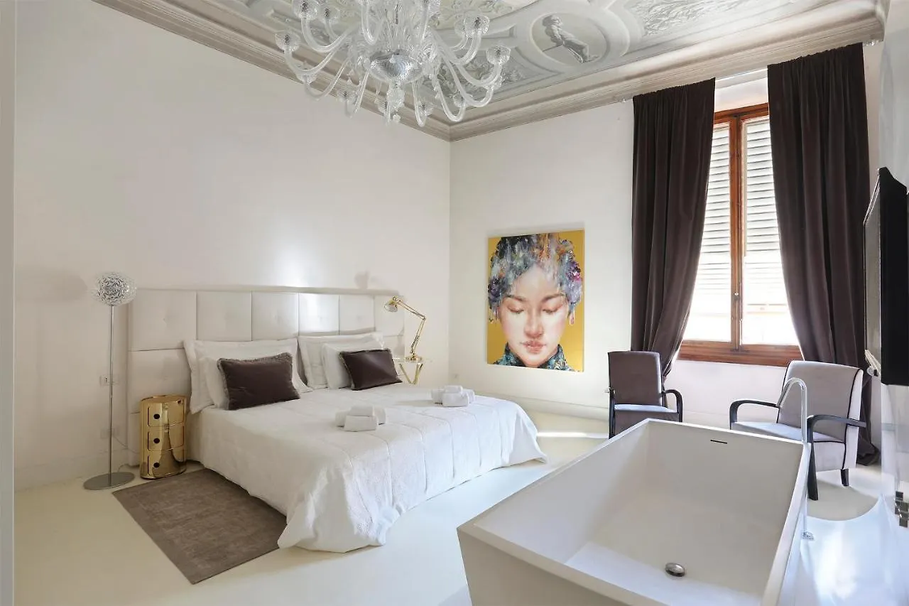 Apartment Luxury Suite With Amazing Terrace In Florence-Hosted By Sweetstay Italy