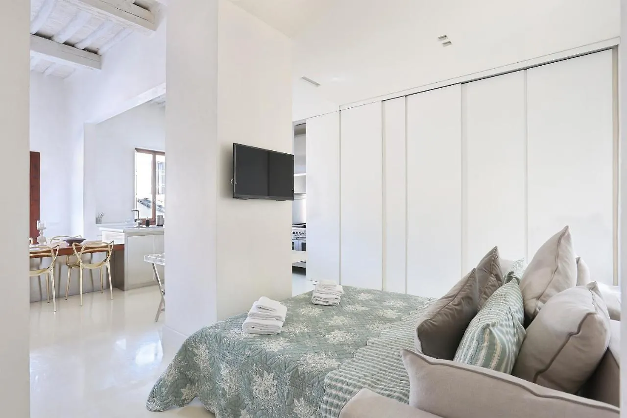 Luxury Suite With Amazing Terrace In Florence-Hosted By Sweetstay Apartment